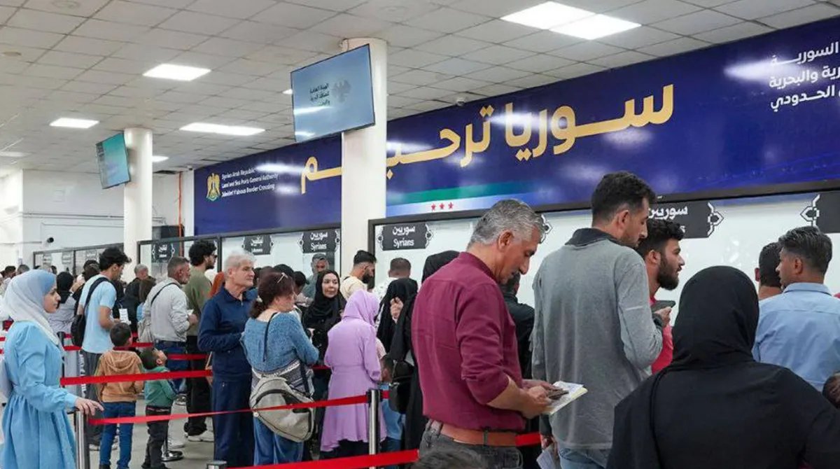 قرار تركي جديد يسمح بدخول السوريين مزدوجي الجنسية بسيارات بلوحات سورية وتسهيلات أخرى