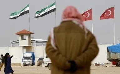 السوريون في تركيا وإجازاتهم: توضيح رسمي حول استمرار تعليق الزيارات إلى الوطن