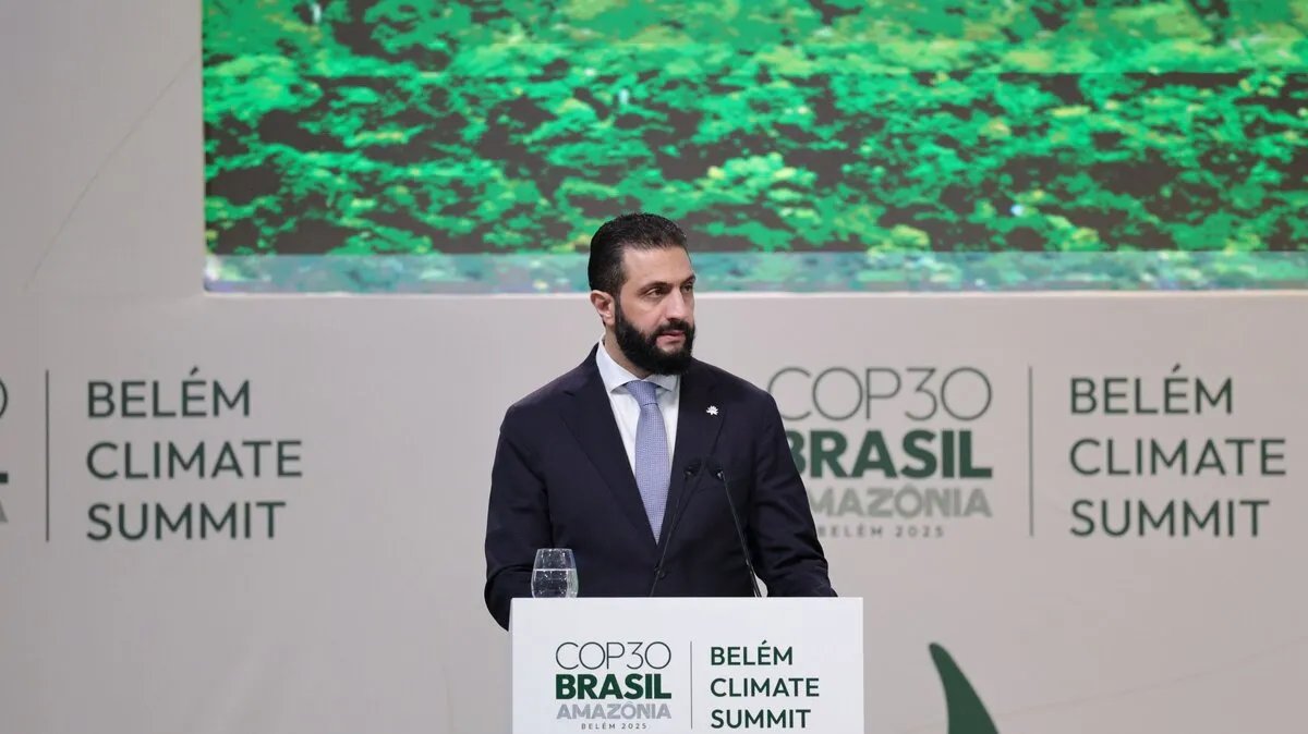 الرئيس الشرع يدعو للاستثمار في الطاقة الخضراء بسوريا في قمة المناخ ويؤكد: ملتزمون بالتعافي المستدام