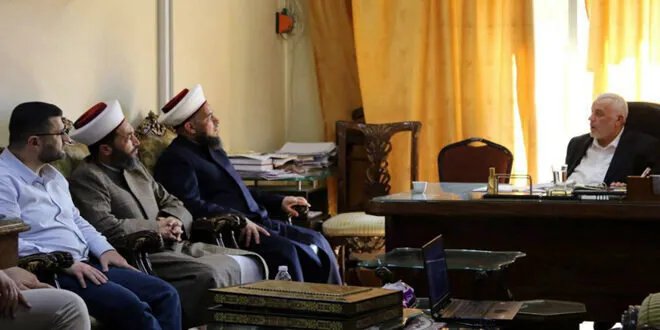 وزير الأوقاف السوري ومفتي البقاع اللبناني يبحثان تعزيز التعاون الديني