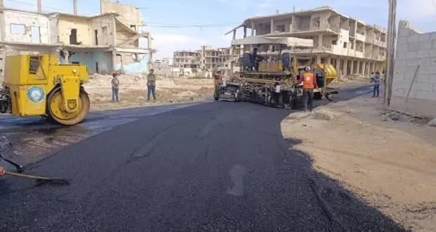 درعا تستعيد عافيتها: ترحيل 45 ألف متر مكعب من الأنقاض وتأهيل الطرق