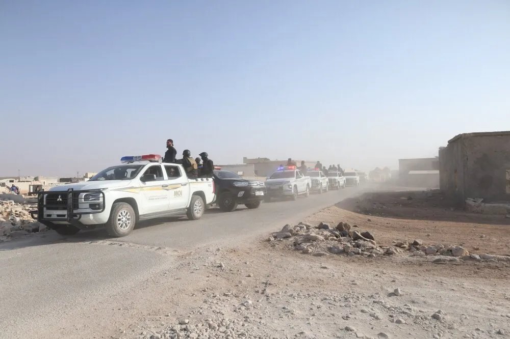 الداخلية السورية تعلن عن عملية أمنية واسعة النطاق ضد خلايا داعش في عدة محافظات