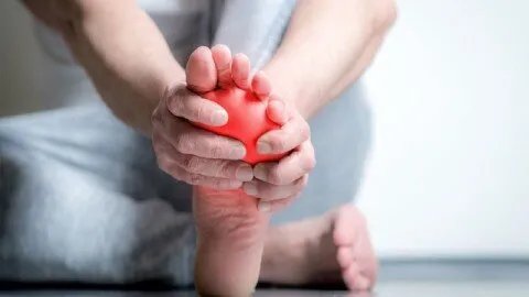 انتبه لصحتك: 6 علامات جسدية تحذرك من ارتفاع الكوليسترول