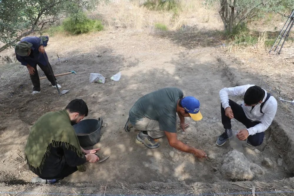 عودة إلى أوغاريت: اكتشافات أثرية جديدة تعيد كتابة تاريخ الحضارة السورية القديمة