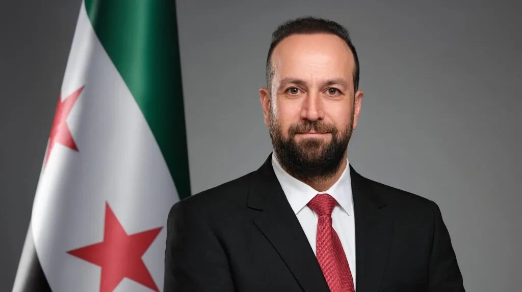 سوريا توقع إعلان تعاون سياسي مع التحالف الدولي: فصل جديد في العلاقات السورية الأمريكية؟