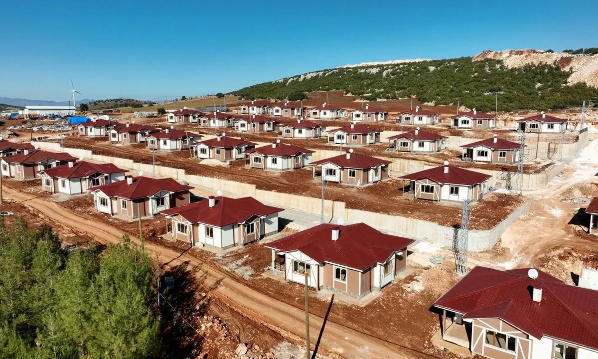 تركيا تخطط لبناء مشاريع سكنية في شمال غرب سوريا: تفاصيل المشروع وأبعاده