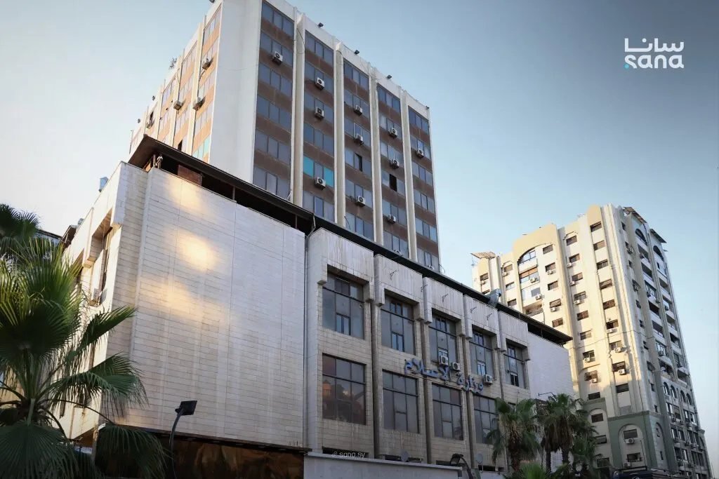 تمديد هام: وزارة الإعلام تمنح وسائل الإعلام في سوريا مهلة إضافية لتجديد التراخيص