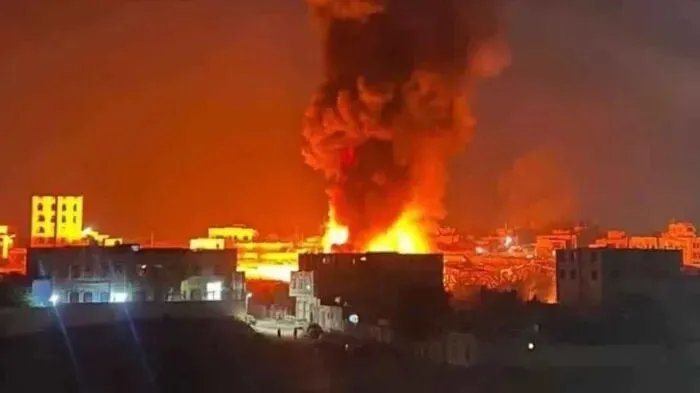 صنعاء تحت القصف: غارات أمريكية توقع عشرات الضحايا في صفوف الحوثيين