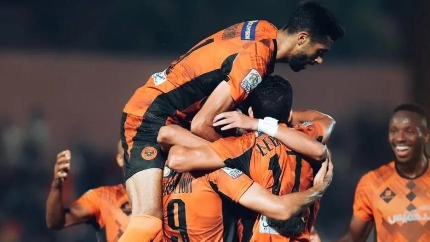 نهضة بركان يكتسح شباب قسنطينة برباعية ويقترب من نهائي كأس الكونفيدرالية