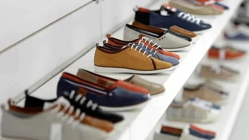 غرامات تركية على شركات أحذية عالمية شهيرة بسبب استخدام جلد الخنزير