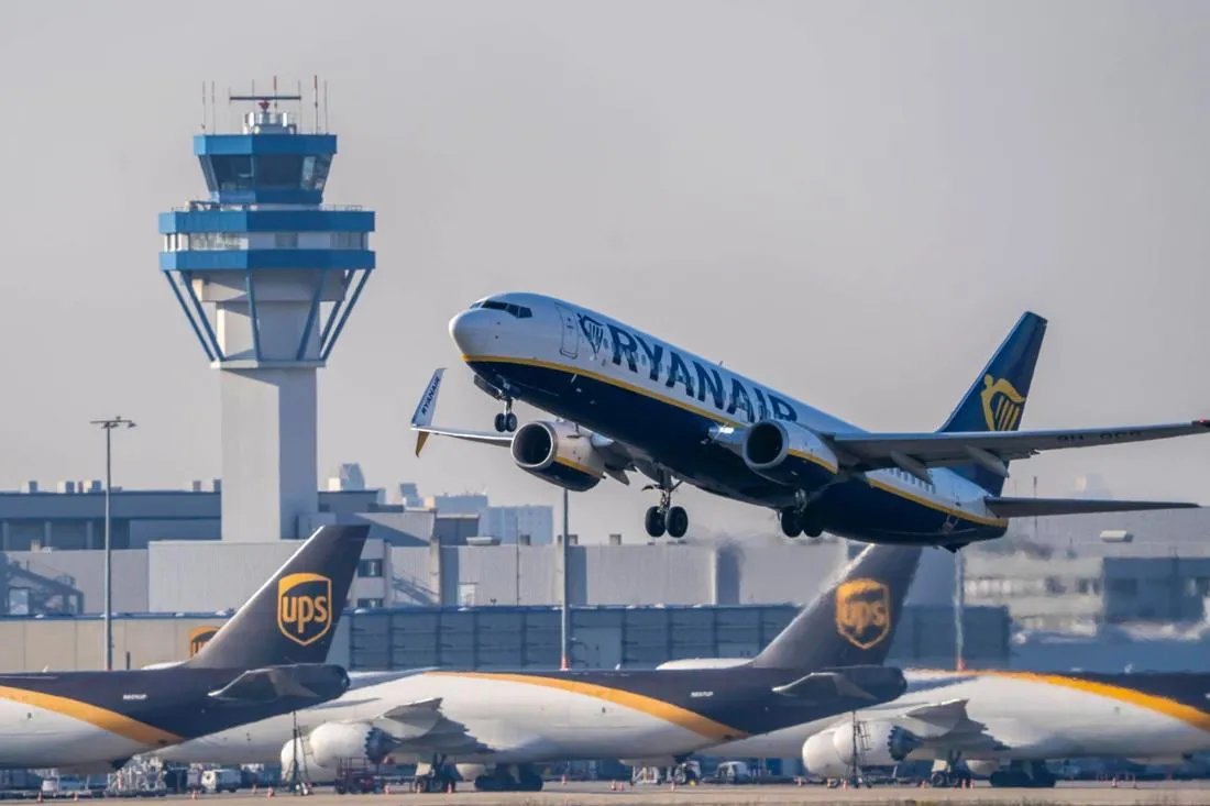 رايان إير تهاجم مطار كولونيا/بون: "أكبر الخاسرين" بسبب الضرائب الألمانية