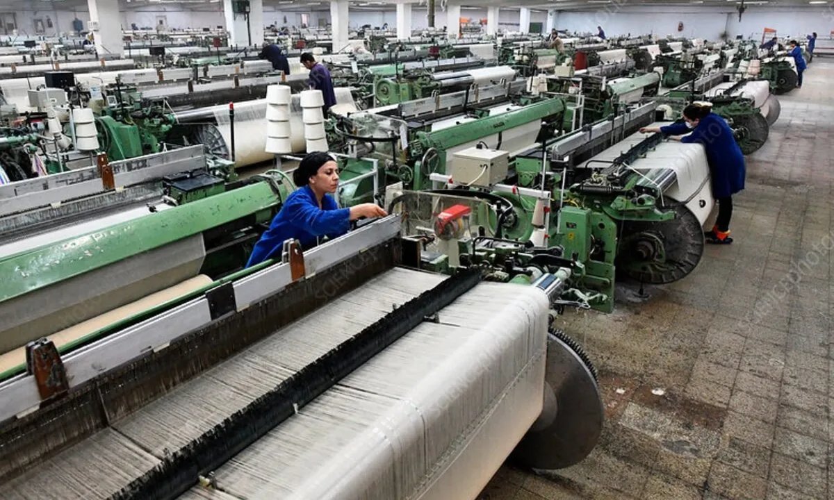 تخفيض سعر الكهرباء للصناعة في سوريا: هل ينعش الاقتصاد أم مجرد مسكن؟