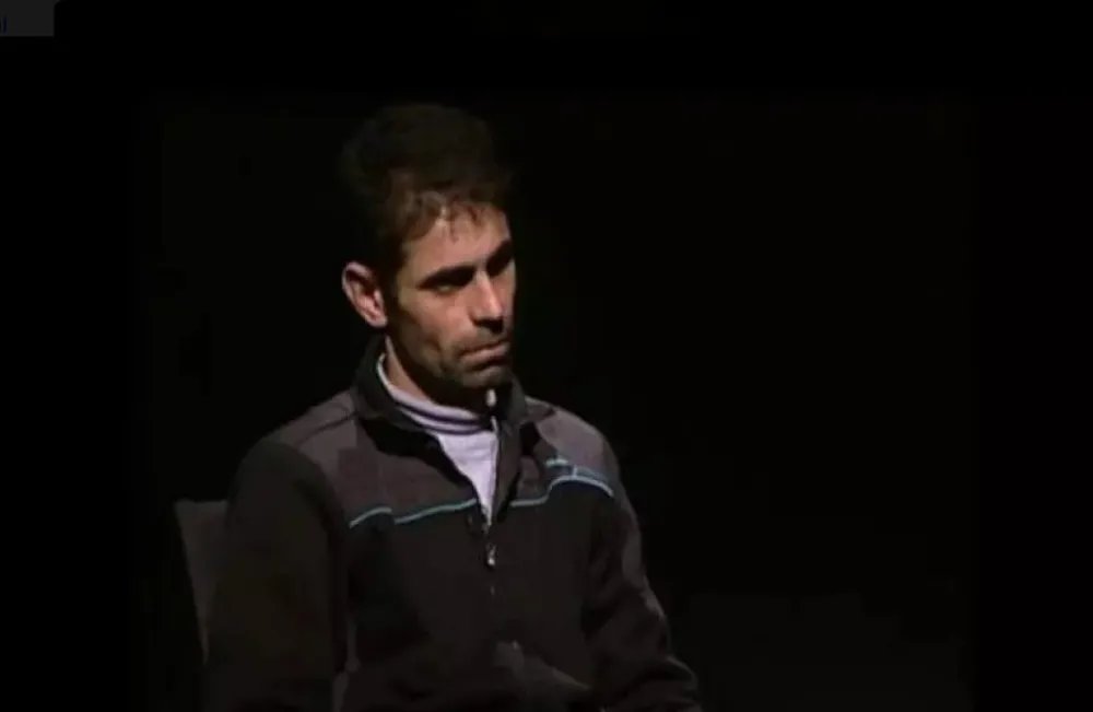 علي عثمان.. "الجدّ": قصة مصور من بابا عمرو أيقونة للثورة السورية