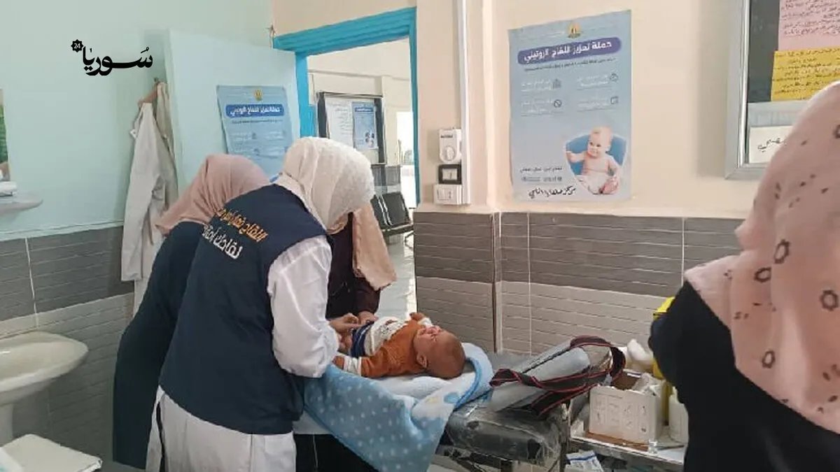 حملة واسعة في السلمية لحماية الأطفال: فرق جوالة تصل القرى المحرومة صحيًا بلقاحات وفيتامين A