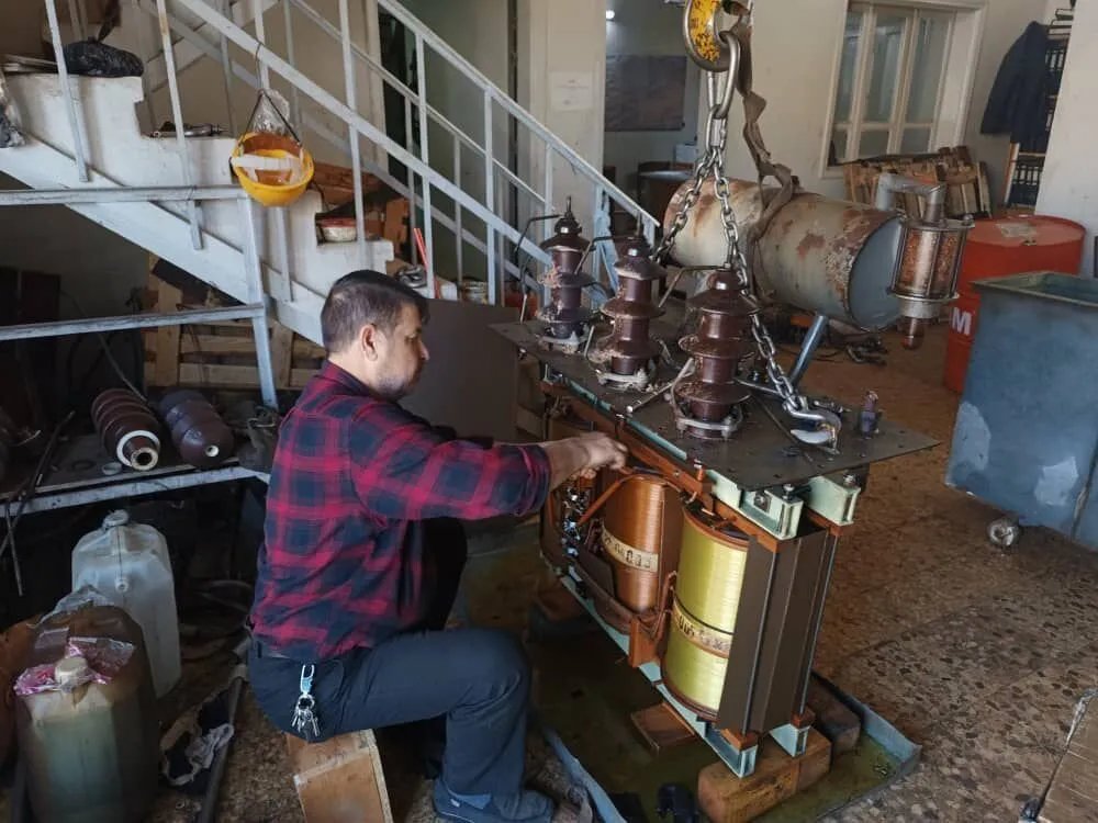 كهرباء حماة: استجابة سريعة للأعطال وجهود متواصلة لضمان استمرار الخدمة