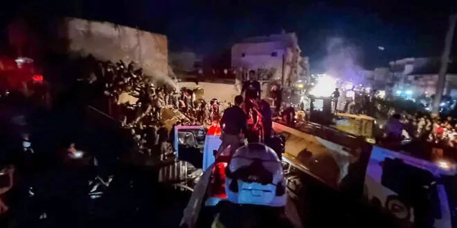 الدفاع المدني يسيطر على حريق ضخم في محطة محروقات بالباب بريف حلب