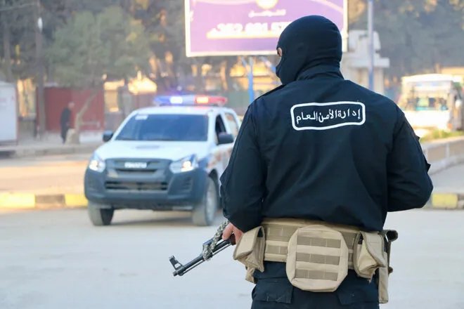 عملية أمنية ناجحة في اللاذقية: القبض على مجموعة مسلحة متورطة في هجمات الساحل