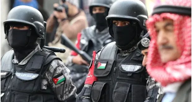 غضب أردني واسع النطاق من تدخل حماس وحظر أنشطة الإخوان المسلمين