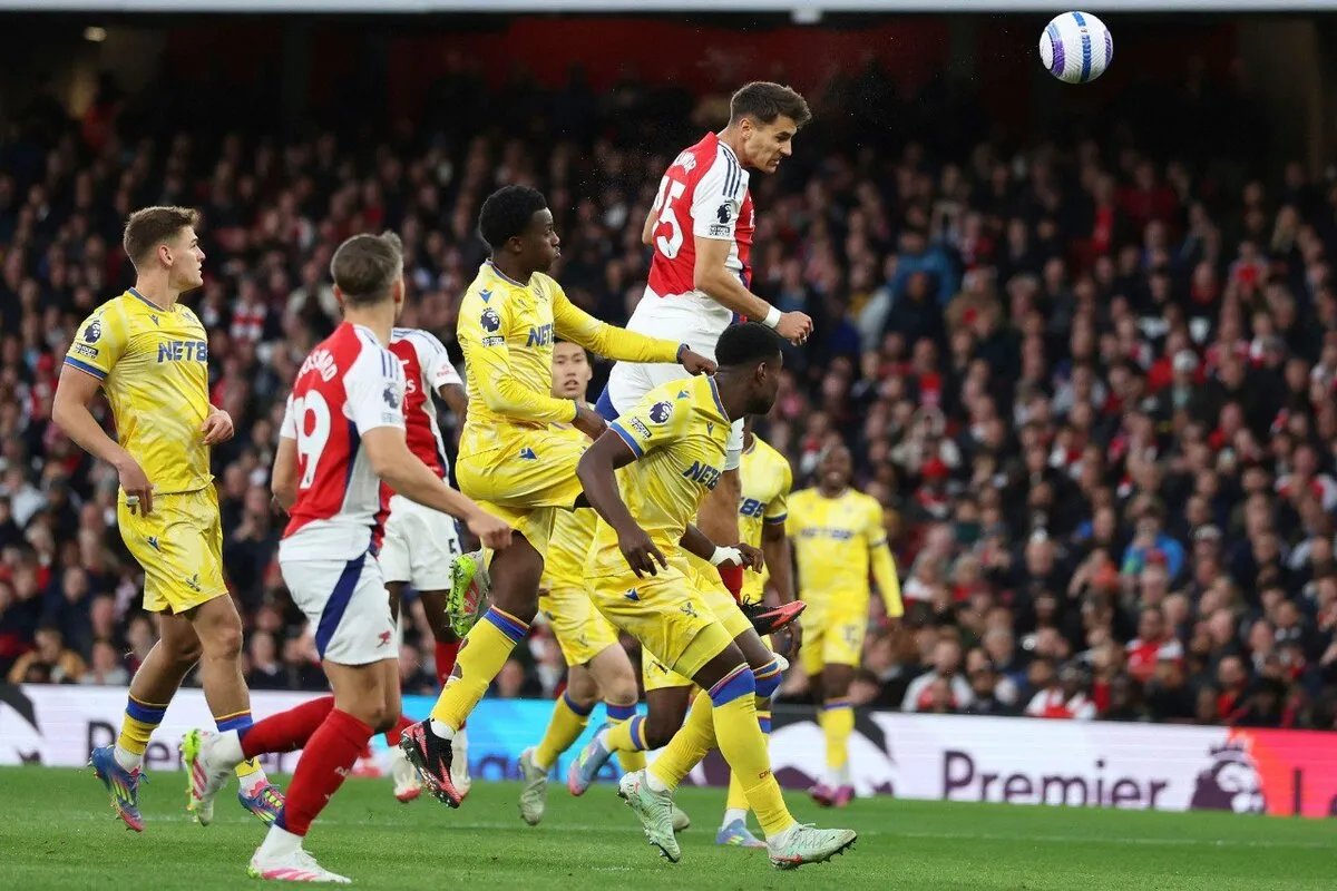 تعادل مثير يحرم آرسنال من الفوز وبالاس يعقد موقفه.. وليفربول على بعد نقطة من اللقب!