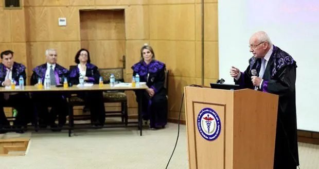 جامعة دمشق: أول رسالة دكتوراه بإشراف سوري-مغترب تناقش أحدث أبحاث سرطان الثدي