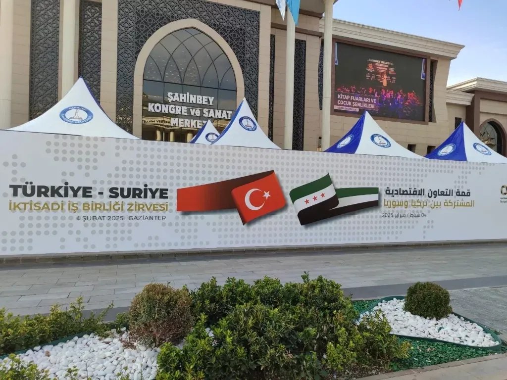 سوريا وتركيا تتجهان نحو تعاون واسع في تطوير البنية التحتية والنقل