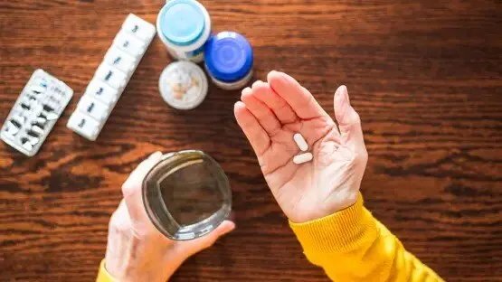 دراسة تكشف: أدوية السرطان الحديثة فعالة لكبار السن رغم ضعف المناعة