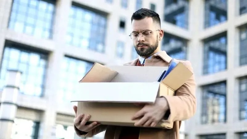 أزمة في سوق العمل الألماني: الشركات المتوسطة تتسارع في تقليص الوظائف