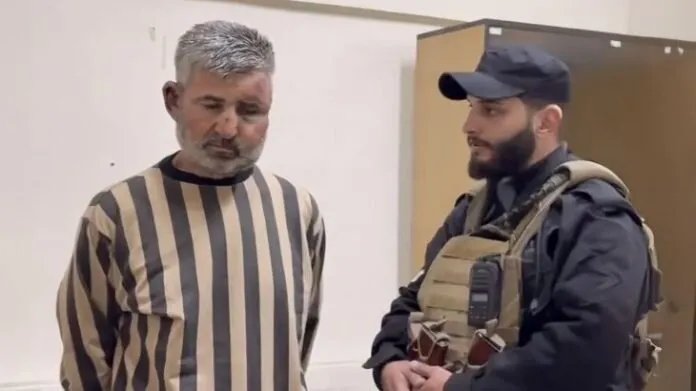 دمشق تنتفض فرحًا: اعتقال محمد تيسير عثمان المتورط بجرائم حرب.. والأمن العام يوسع حملة محاسبة رموز النظام