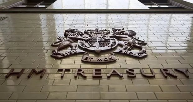 تخفيف الضغط: بريطانيا ترفع العقوبات عن وزارات وهيئات إعلامية سورية بارزة