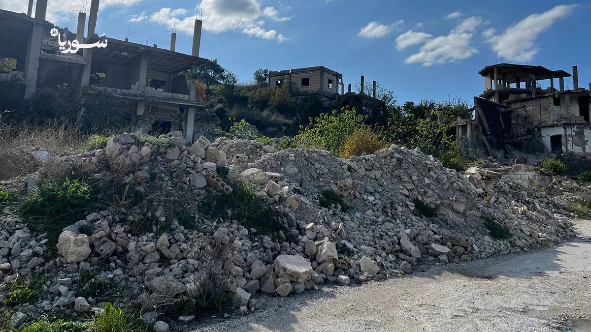 نزوح الساحل السوري: عودة محفوفة بالمخاطر والألغام وسط غياب الخدمات