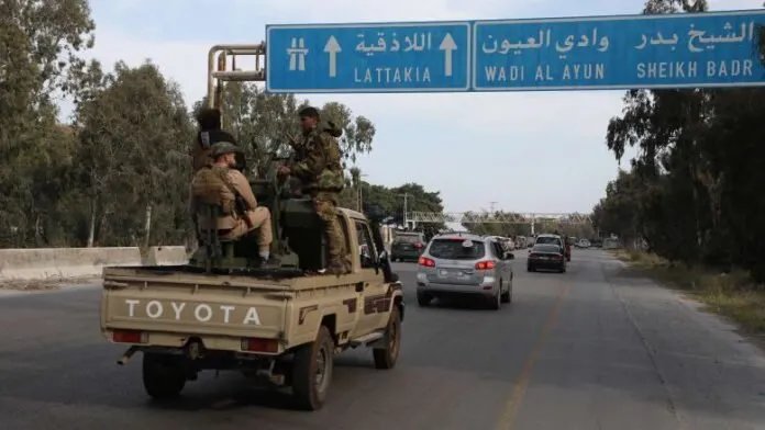 توترات متصاعدة في الساحل السوري: استنفار عسكري وسط مخاوف من انتهاكات محتملة