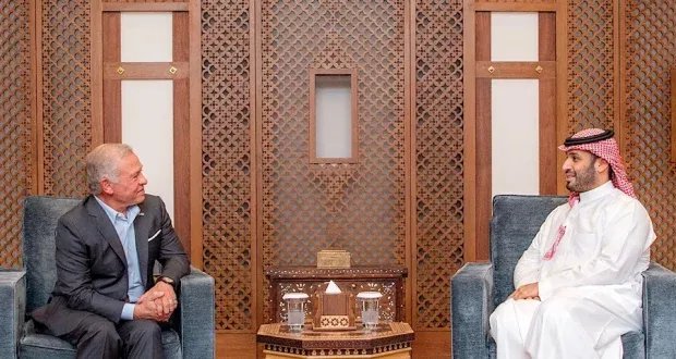 الأردن يحظر جماعة الإخوان المسلمين وسط دعم خليجي: هل هو استهداف للمقاومة الفلسطينية؟