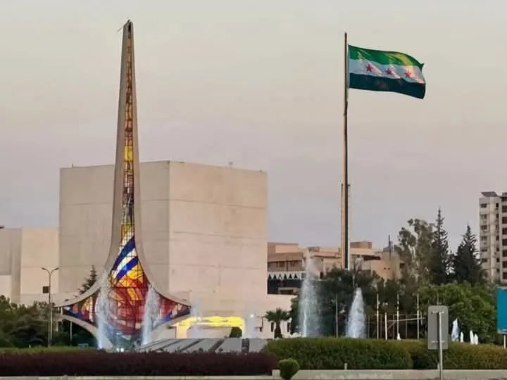 وفد عراقي رفيع المستوى في دمشق لبحث التعاون الأمني والاقتصادي ومكافحة الإرهاب