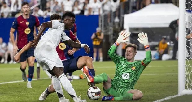 الكلاسيكو في نهائي كأس إسبانيا: تاريخ من المواجهات النارية والأهداف الحاسمة بين ريال مدريد وبرشلونة