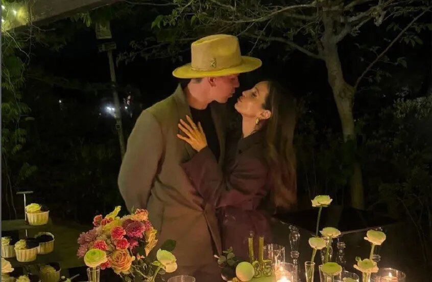 حارس برشلونة تشيزني يعترف: التدخين عادة سيئة.. لا تسلكوا طريقي!