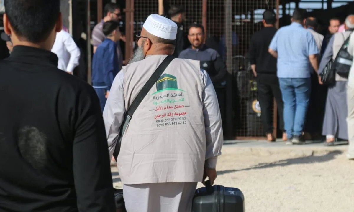 تسهيلات جديدة للحج: "الأوقاف" السورية توسع الفئات العمرية المشمولة لموسم 1446/2025