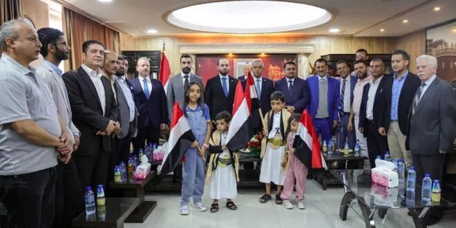 اليمن تعيد فتح سفارتها في دمشق بحضور مسؤولين سوريين