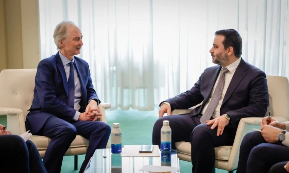 بيدرسون والشيباني يبحثان العملية السياسية في سوريا ويدعوان إلى الشمولية والشفافية