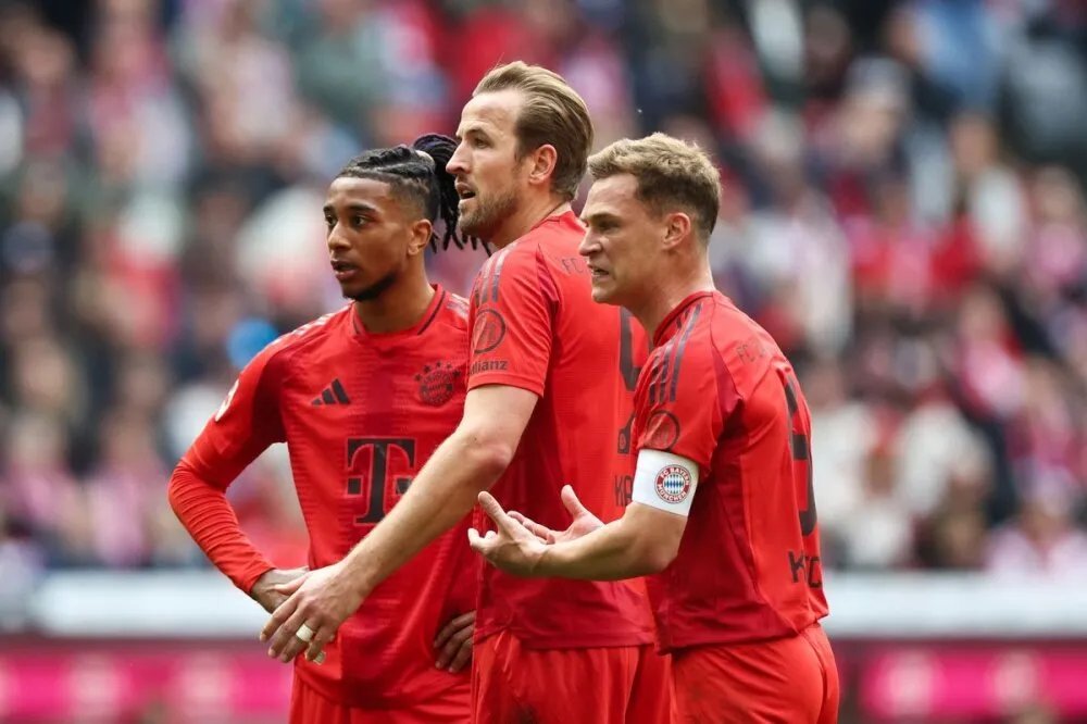 بايرن ميونيخ يقترب من حسم لقب الدوري الألماني بفوز ساحق على ماينز