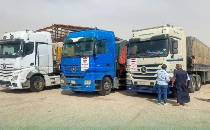 منحة القمح العراقية تصل سوريا: شاحنات الإغاثة تعبر البوكمال لدعم الأمن الغذائي