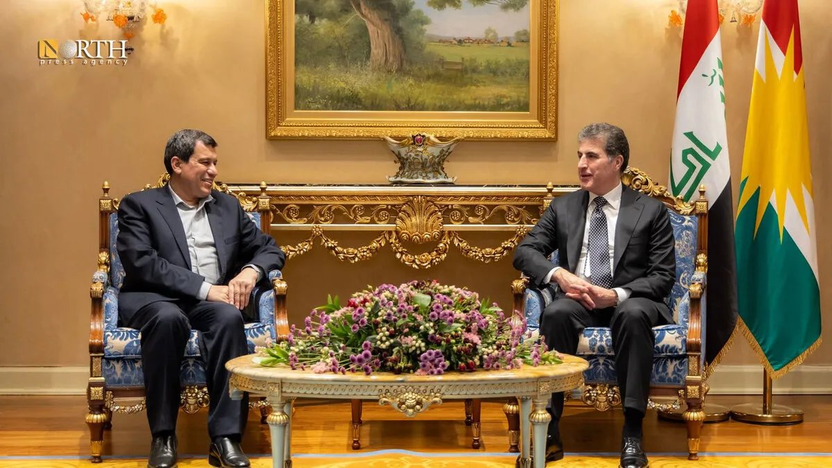 نيجيرفان بارزاني يشيد بنجاح مؤتمر الوحدة الكردية في سوريا ويؤكد دعمه للحقوق الكردية