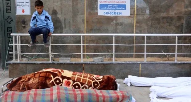 تهديد إسرائيلي بتوسيع العمليات في غزة.. ولابيد ينتقد تحميل جنود الاحتياط أعباء إضافية