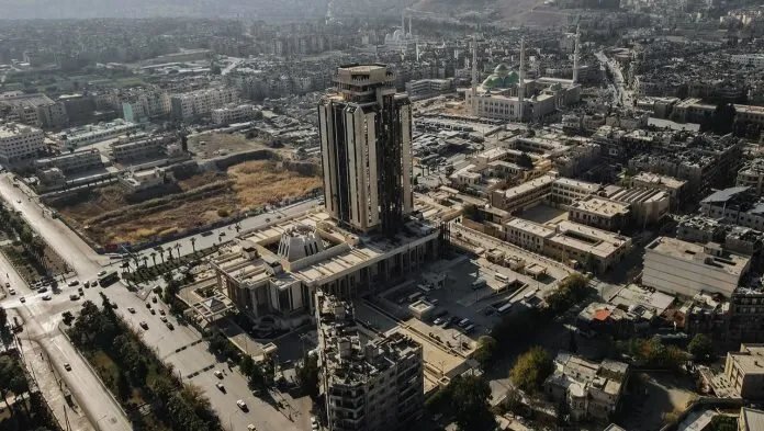 ارتفاع أسعار العقارات والإيجارات في حلب وتراجعها في دمشق: ما الأسباب والتوقعات؟