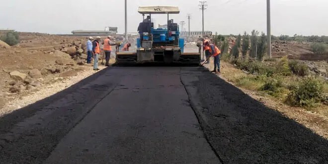 درعا: بدء تأهيل طريق جاسم دير العدس الحيوي بتكلفة 880 مليون ليرة
