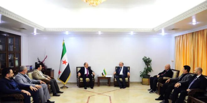 وفد سوري كندي يبحث في دمشق إطلاق مشاريع تعليمية رائدة في السياحة والطيران والذكاء الاصطناعي