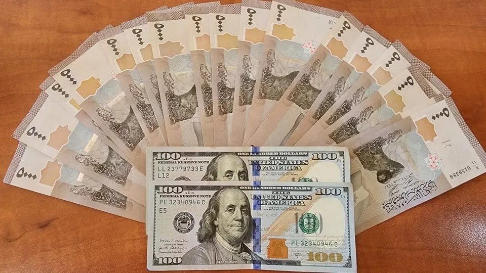 تدهور مستمر: الليرة السورية تسجل أرقاماً قياسية جديدة أمام الدولار في السوق السوداء