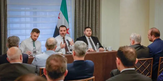 وزير الخارجية يلتقي الجالية السورية في أمريكا: حوار حول مستقبل سوريا وإعادة الإعمار