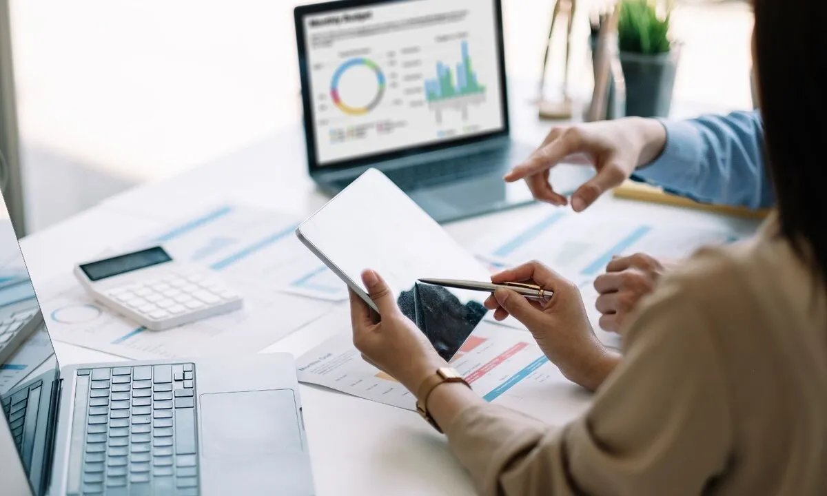 الذكاء الاصطناعي يخلق 11 مليون وظيفة جديدة في العالم بحلول 2030: ما هي المهن المطلوبة؟