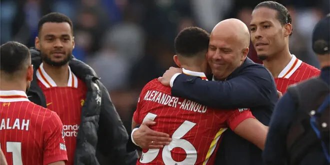 ليفربول يكتسح توتنهام ويتوج بطلاً للدوري الإنجليزي الممتاز للمرة العشرين في تاريخه