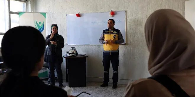 الدفاع المدني السوري يطلق ورشة عمل توعوية للصم والبكم في دمشق ضمن فعاليات أسبوع الأصم العربي